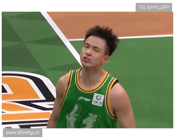 赵继伟盛赞乌戈战术休赛期康复 赵继伟盛赞乌戈战术休赛期康复