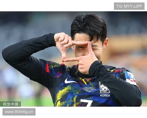 国足半场0-2落后 埃永阿利乌姆开场连进两球 国足半场0-2落后 埃永阿利乌姆开场连进两球